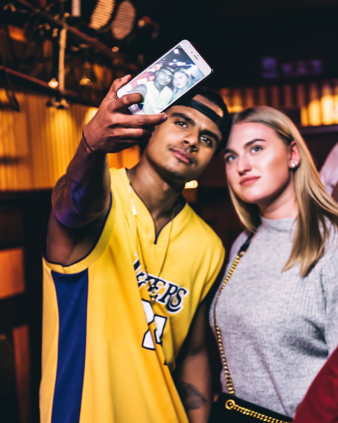 Jasha Rudge maakt altijd even tijd voor een selfie met zijn fans!